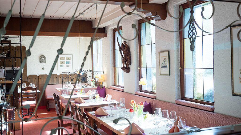 Hotel Restaurant Krehl'S Linde Stuttgart Buitenkant foto