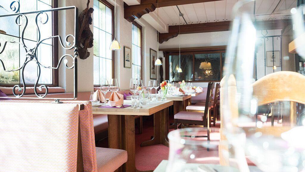 Hotel Restaurant Krehl'S Linde Stuttgart Buitenkant foto