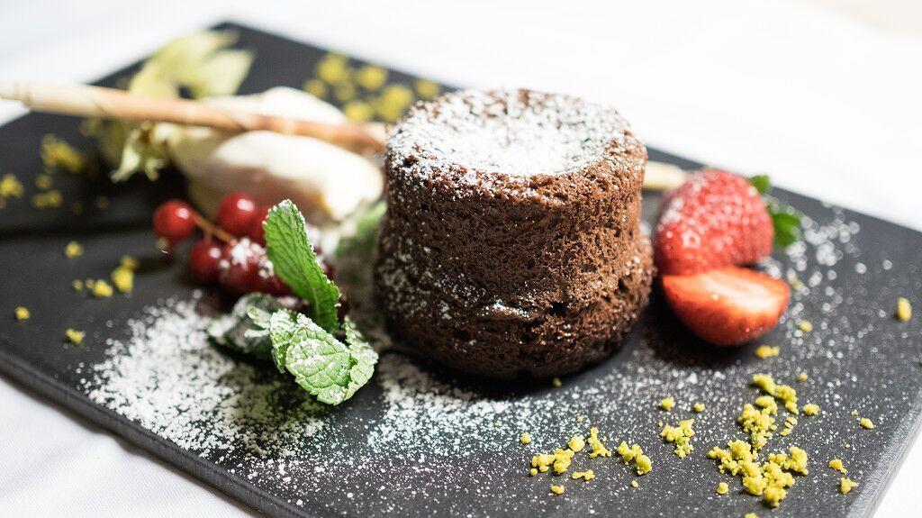 Hotel Restaurant Krehl'S Linde Stuttgart Buitenkant foto
